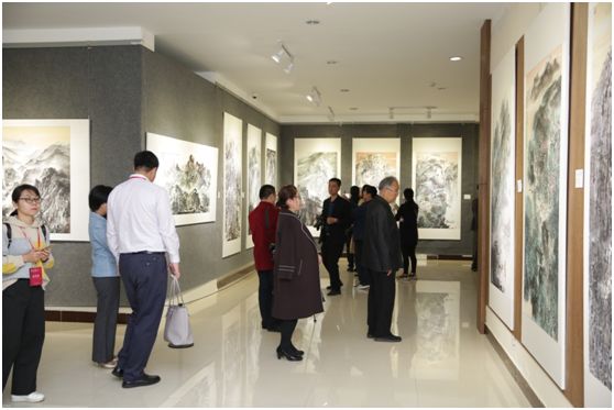 【展讯】“云起龙山”----张涛中国画全国巡展滕州首展今日隆重开幕