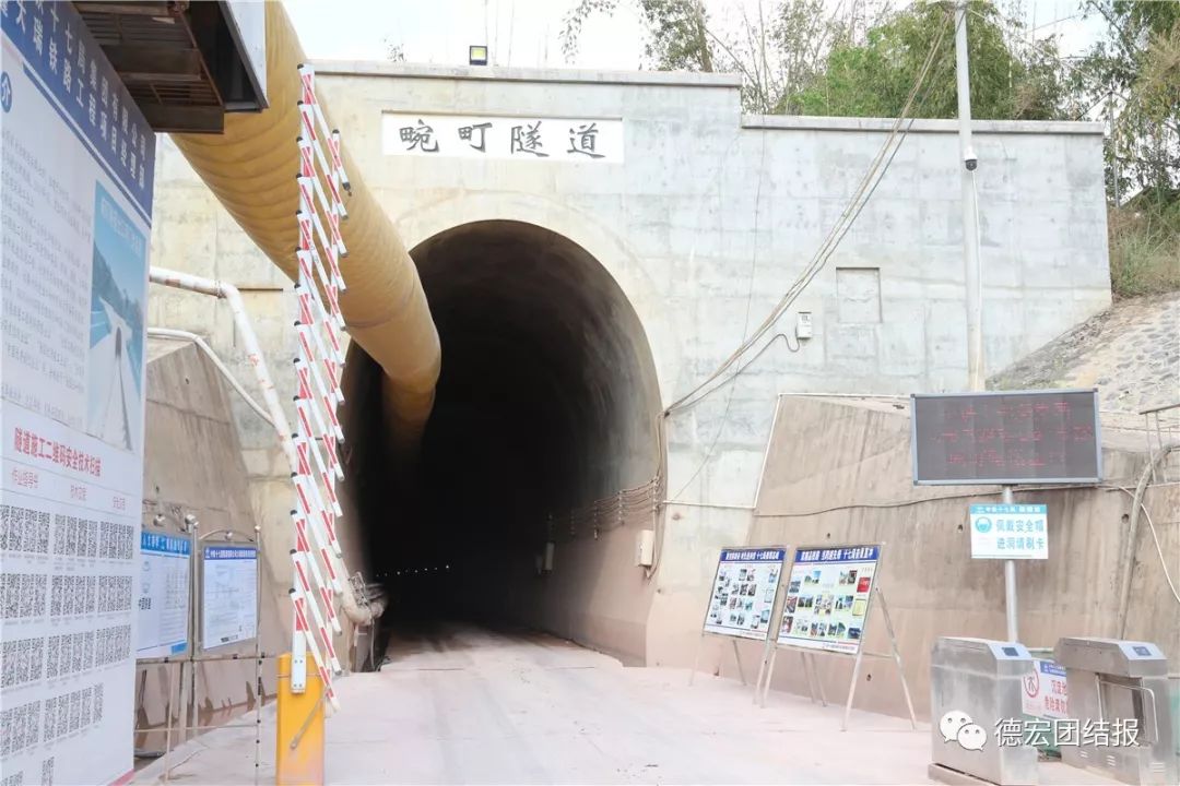 壮丽70年奋斗新时代的视频,壮丽70年奋斗新时代美篇