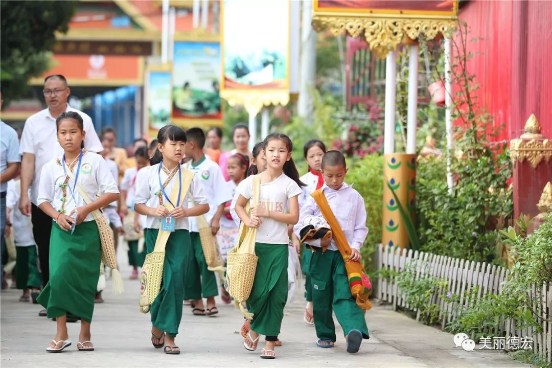 壮丽70年奋斗新时代的视频,壮丽70年奋斗新时代美篇