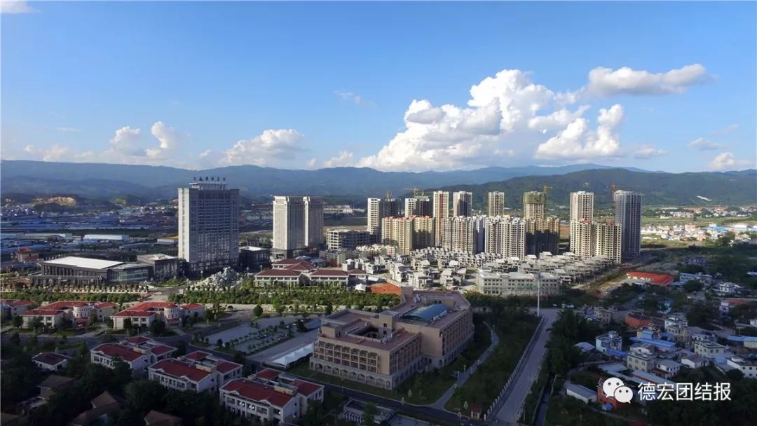 壮丽70年奋斗新时代的视频,壮丽70年奋斗新时代美篇