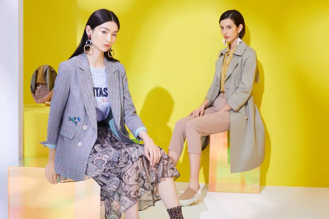 一分钟视界|奇遇“色光治疗法”,让DESIGNICE灵动你的夏天