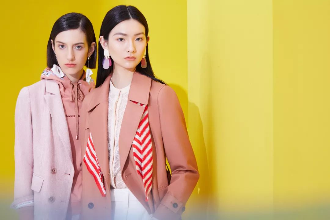 一分钟视界|奇遇“色光治疗法”,让DESIGNICE灵动你的夏天