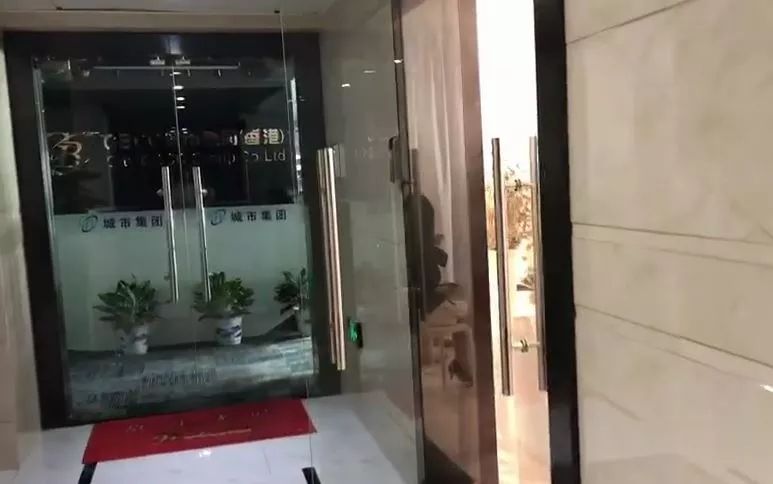 温哥华富二代炫富,盘点那些炫富其实是假的人