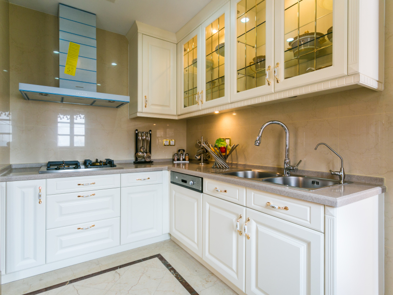 不锈钢锅发黄是材料不行吗,不锈钢锅内部烧焦发黑怎么清理