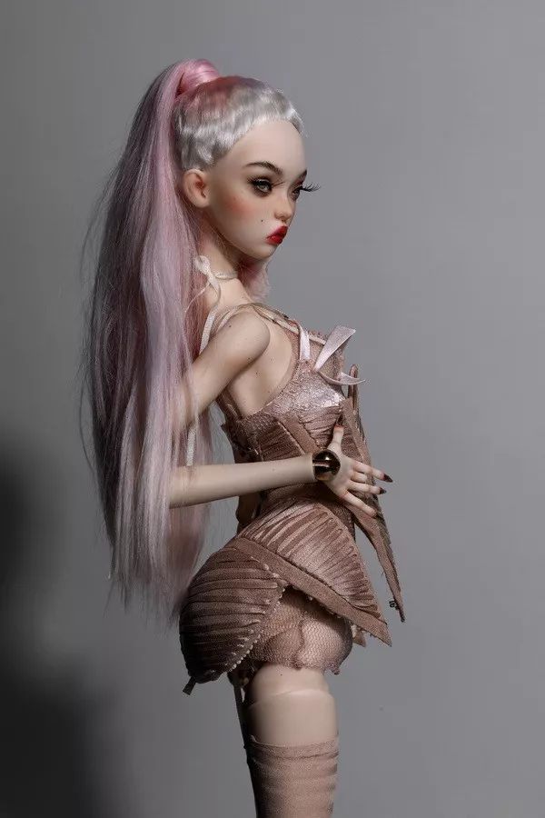 淇勭綏鏂秴鍙埍娲嬪▋濞冨皬濂冲,淇勭綏鏂┐鍎挎磱濞冨▋鐪熶汉