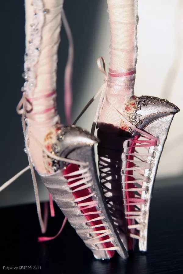 淇勭綏鏂秴鍙埍娲嬪▋濞冨皬濂冲,淇勭綏鏂┐鍎挎磱濞冨▋鐪熶汉