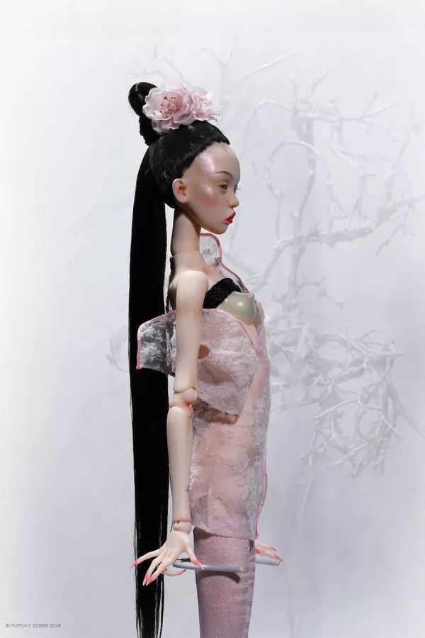 淇勭綏鏂秴鍙埍娲嬪▋濞冨皬濂冲,淇勭綏鏂┐鍎挎磱濞冨▋鐪熶汉