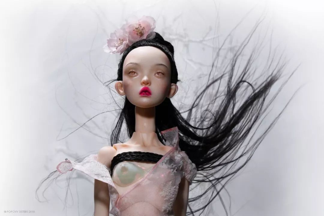 淇勭綏鏂秴鍙埍娲嬪▋濞冨皬濂冲,淇勭綏鏂┐鍎挎磱濞冨▋鐪熶汉