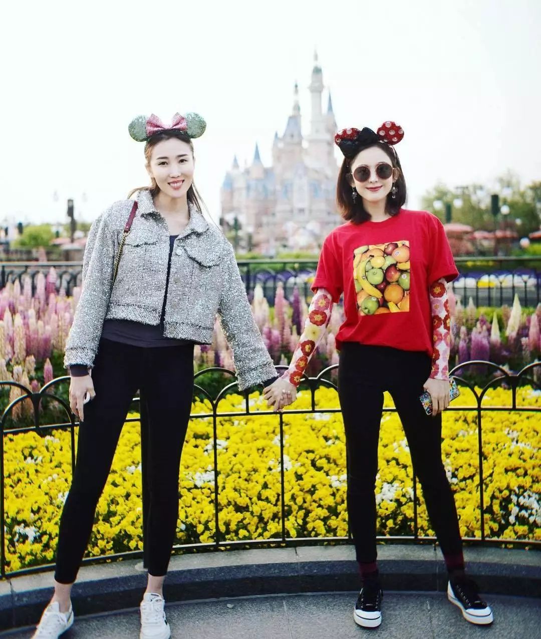 现在去去迪士尼穿搭建议 (游玩迪士尼穿搭)