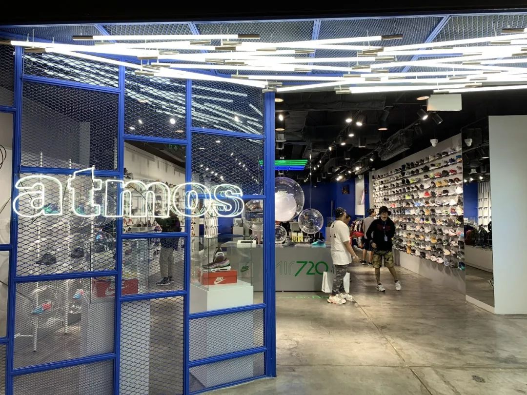 泰国最大球鞋店,泰国曼谷球鞋实体店