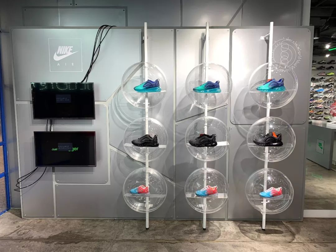 泰国最大球鞋店,泰国曼谷球鞋实体店