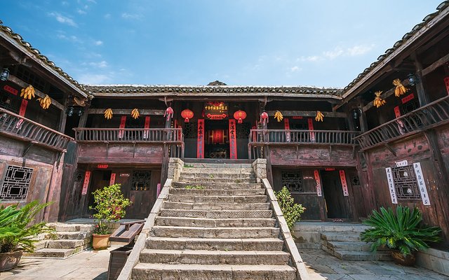 黔南州的独特风情,最炫民族风的来历