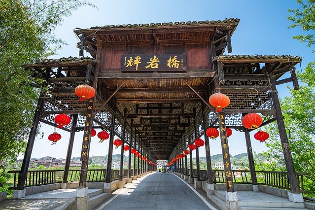 黔南州的独特风情,最炫民族风的来历