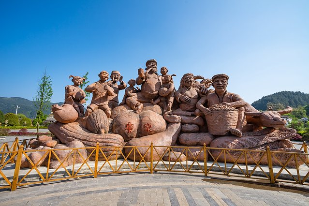 黔南州的独特风情,最炫民族风的来历