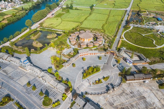 黔南州的独特风情,最炫民族风的来历