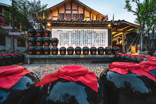 黔南州的独特风情,最炫民族风的来历