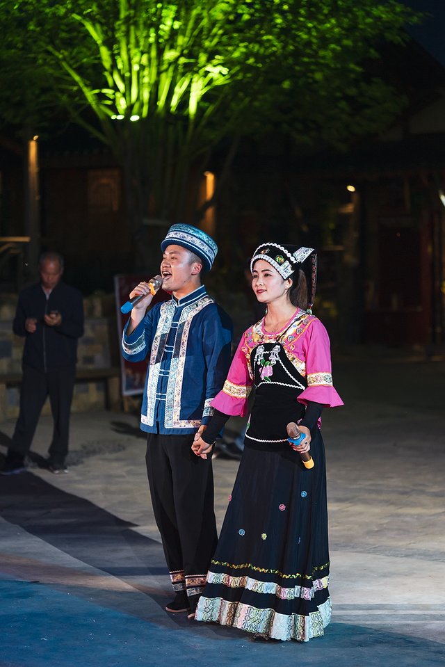 黔南州的独特风情,最炫民族风的来历