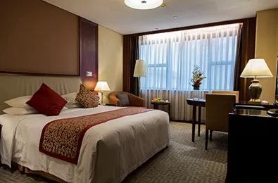 两家酒店一家餐饮被责令整改,杭州五星级酒店现状