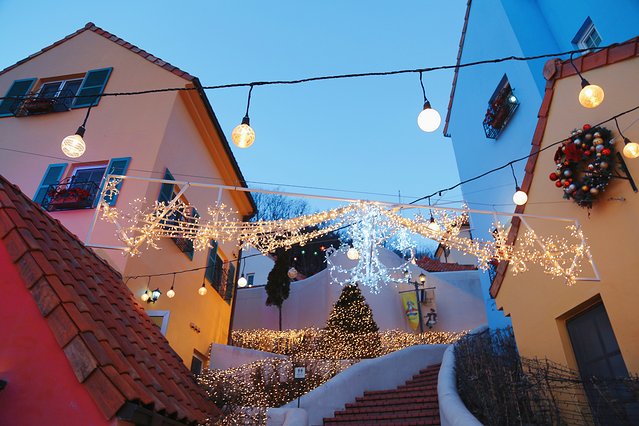 济州冬日的海，首尔春日的花，那些电影里的故事