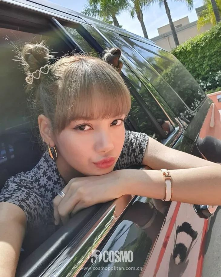 时髦办|Lisa这磨人的小甜豆,居然敢给我种草爱马仕了???