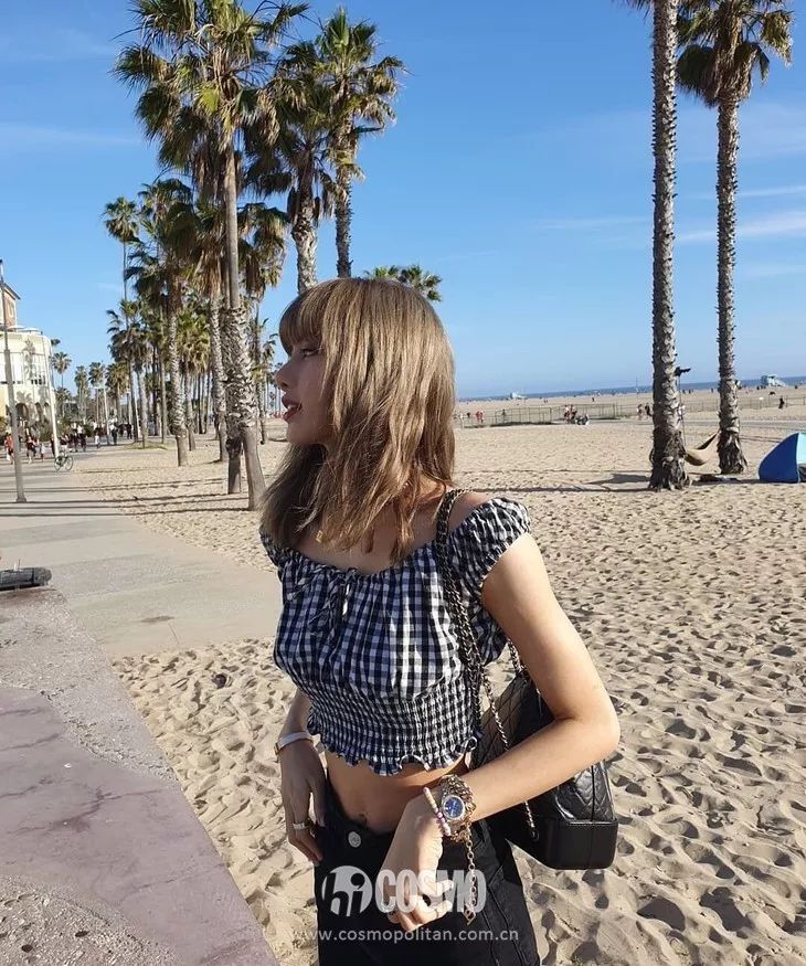 时髦办|Lisa这磨人的小甜豆,居然敢给我种草爱马仕了???