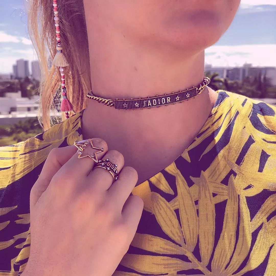 时髦办|Lisa这磨人的小甜豆,居然敢给我种草爱马仕了???