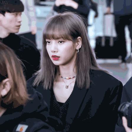 时髦办|Lisa这磨人的小甜豆,居然敢给我种草爱马仕了???