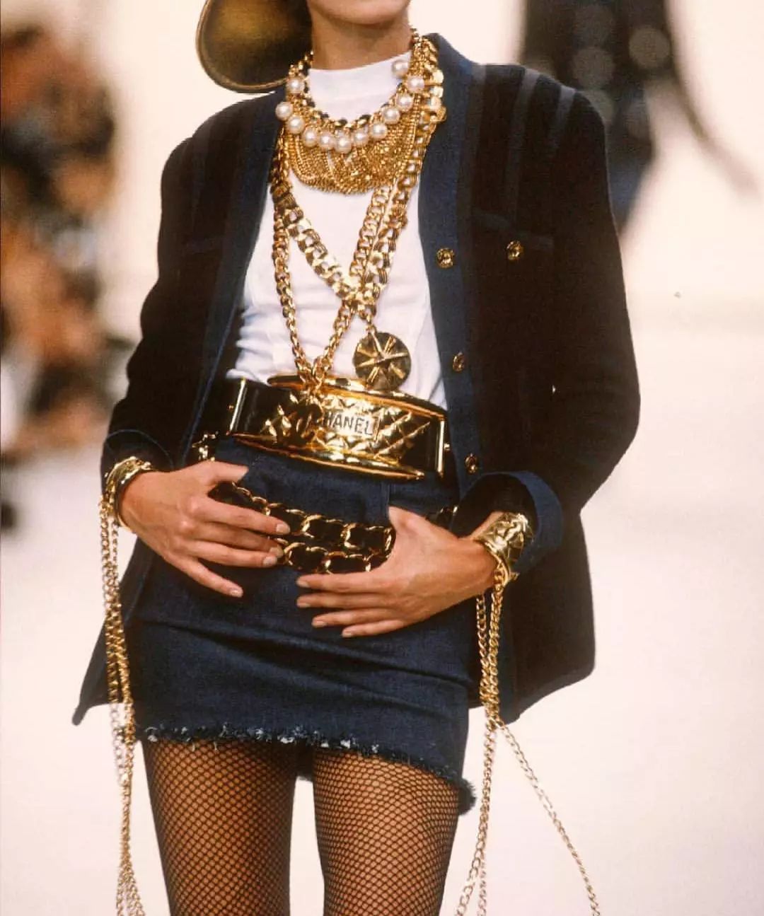 时髦办|Lisa这磨人的小甜豆,居然敢给我种草爱马仕了???