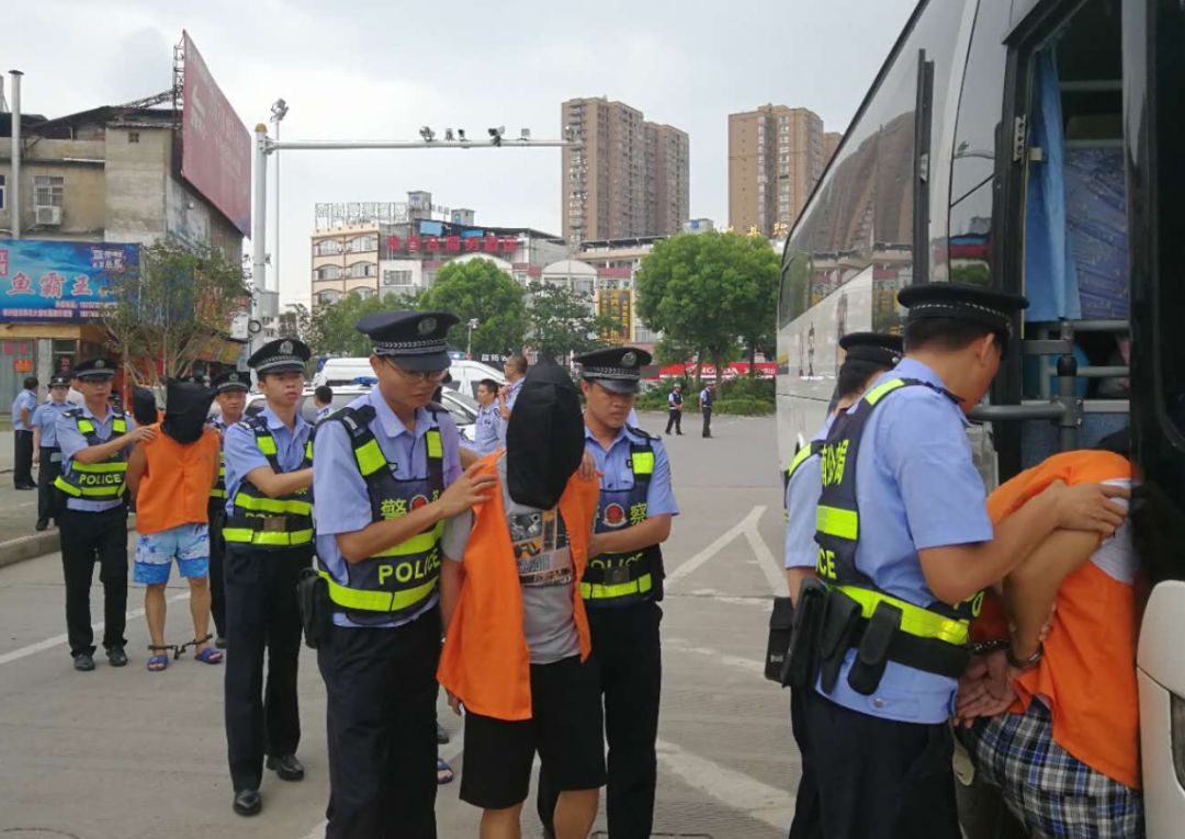 南宁黑社会团伙事件,南宁黑老大获刑