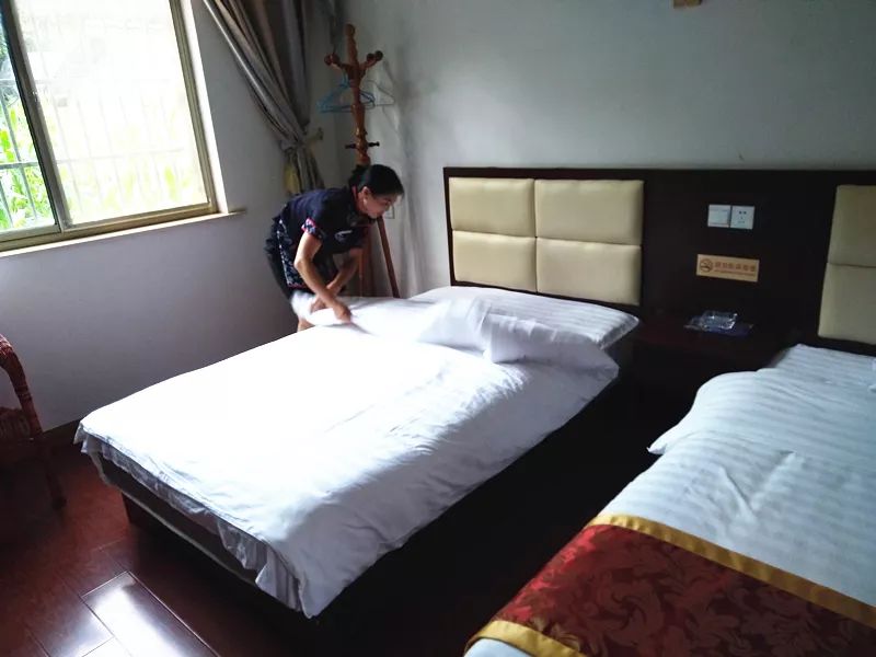 皖南川藏线徽姑娘云秀山庄,安徽徽州有徽姑娘品牌的农家乐