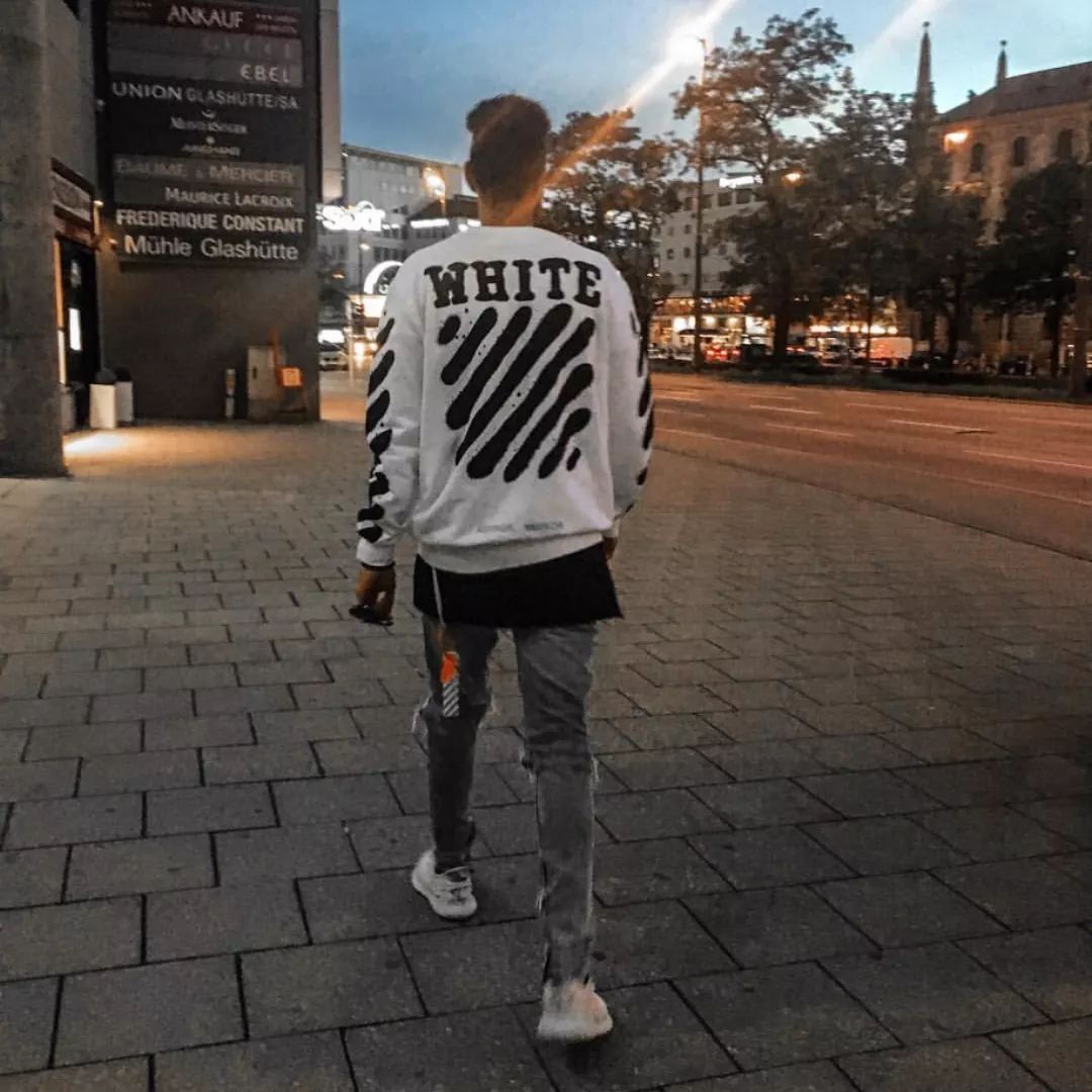 穿山寨丢人吗,潮牌算仿大牌吗