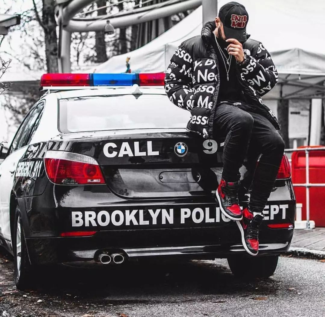 穿山寨丢人吗,潮牌算仿大牌吗