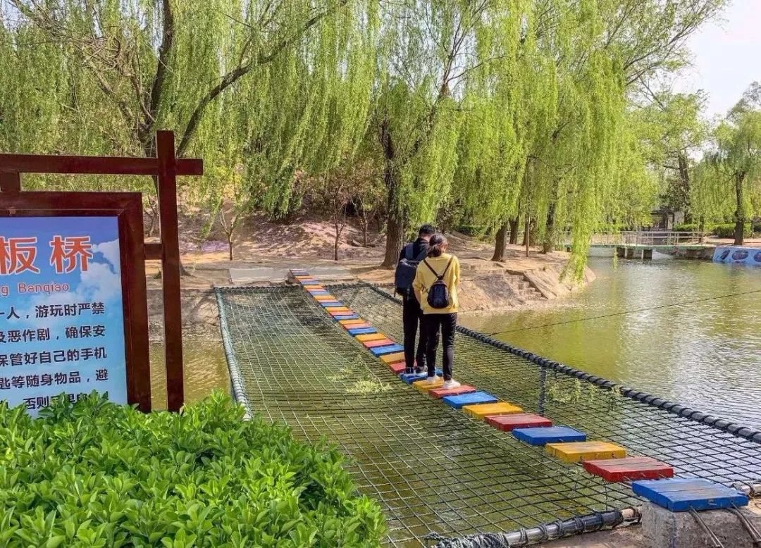 鑱婂煄濮滃牑涔愬洯妯辫姳,鑱婂煄濮滃牑妯辫姳涔愬洯