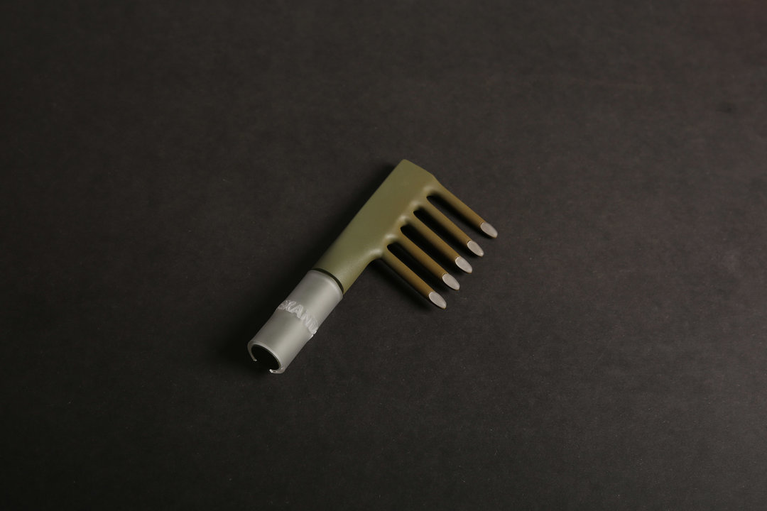 专为黑人设计的梳子，适用于各种发型｜这个设计了不起