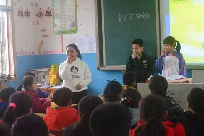 女童保护包括哪些课程,女童自身保护教育