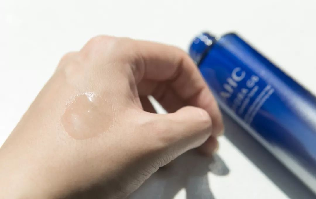 小茂肌诊室∣为什么拼命补水好多年，皮肤还是没变好？