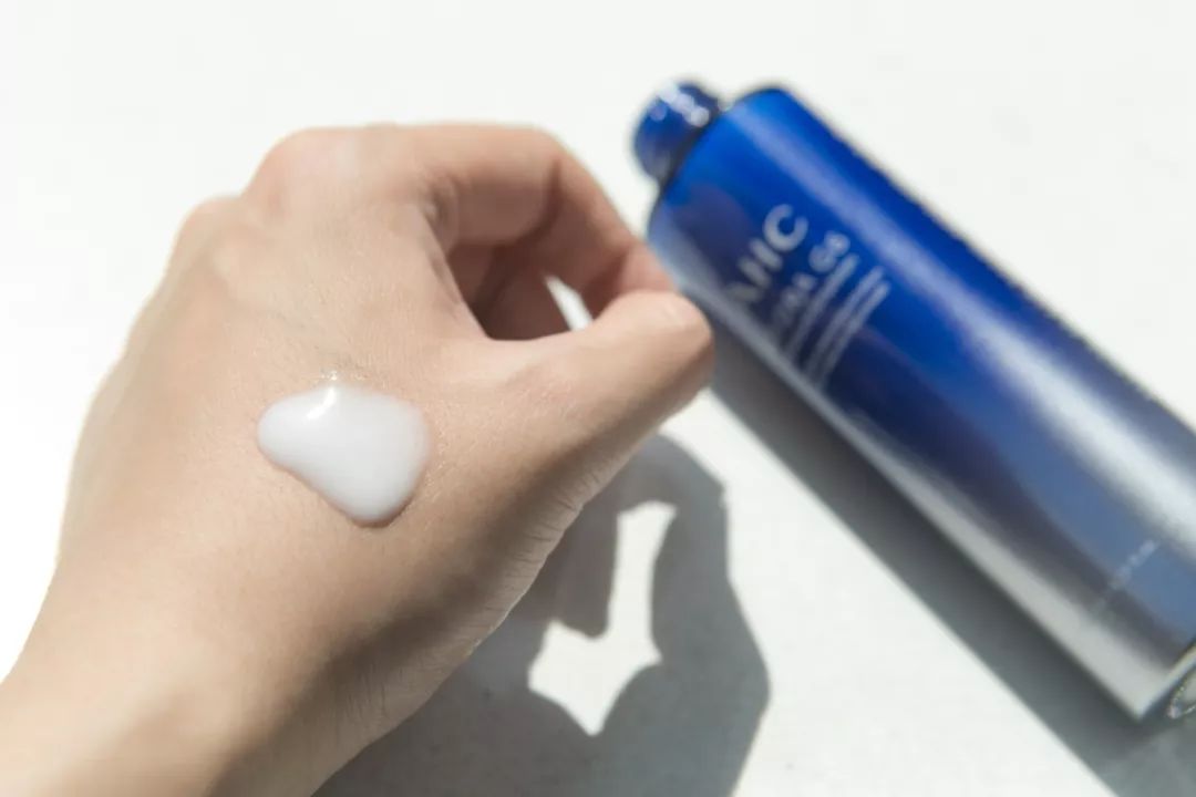 小茂肌诊室∣为什么拼命补水好多年，皮肤还是没变好？