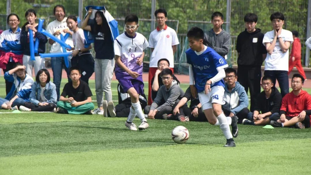 战报|王钟楠朱元易破门，李心研神奇门球吊射，明德3:0完胜至善获得第九届书院杯男足总冠军