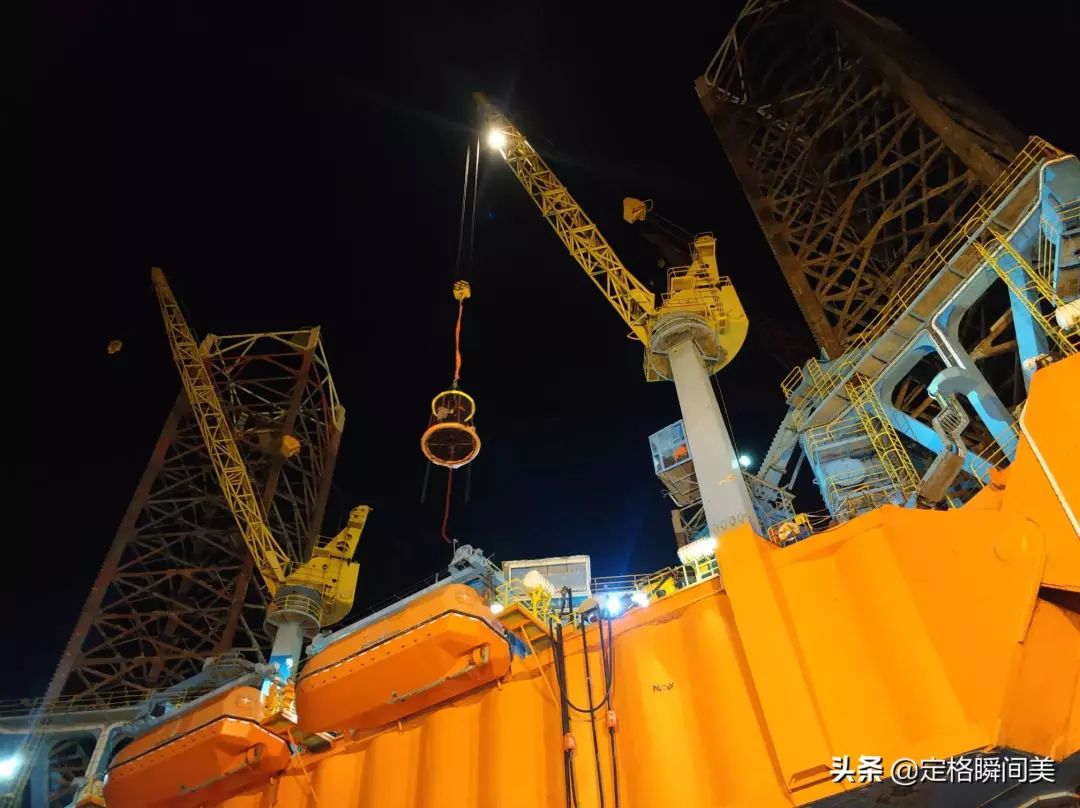 “我在卡塔尔，波澜壮阔的大海中央，奋斗着！为国争光！”丨我的青春宣言