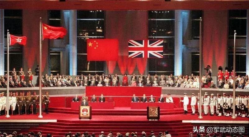 “我在卡塔尔，波澜壮阔的大海中央，奋斗着！为国争光！”丨我的青春宣言