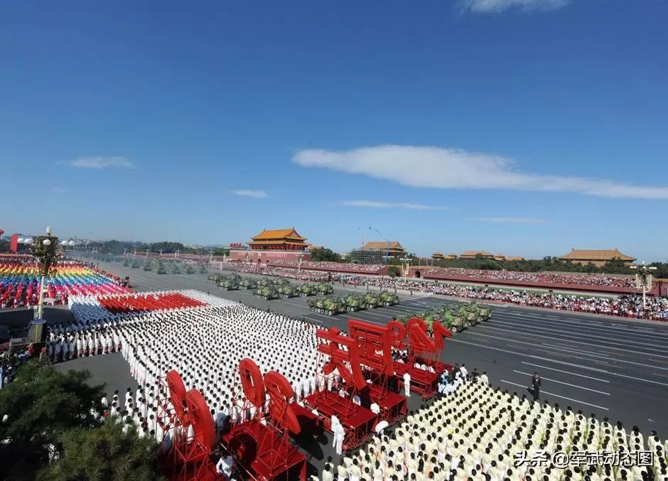 “我在卡塔尔，波澜壮阔的大海中央，奋斗着！为国争光！”丨我的青春宣言