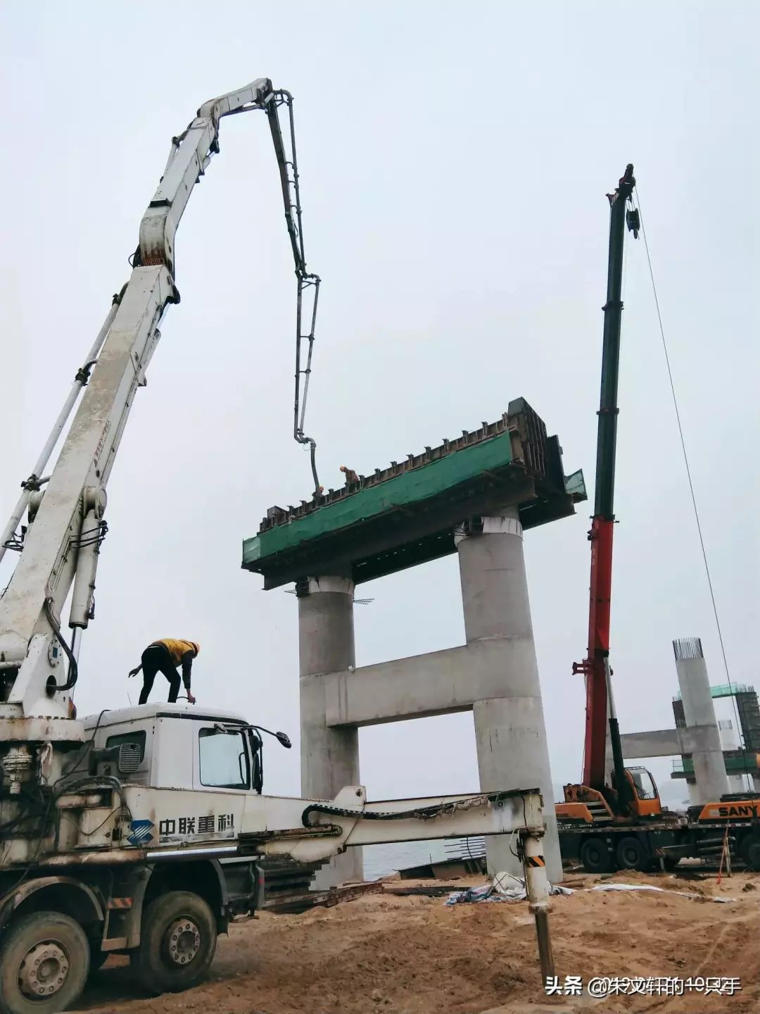 “我在卡塔尔，波澜壮阔的大海中央，奋斗着！为国争光！”丨我的青春宣言