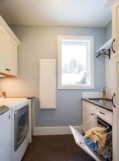 没有阳台怎么做洗衣房,楼梯下空间设计成洗衣房