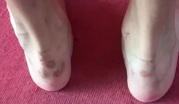 告别过去鞋子怎么搭配,告别穿皮鞋