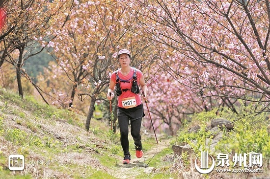 泉州“铁人”在“最美赛道”书写泉州跑坛佳话