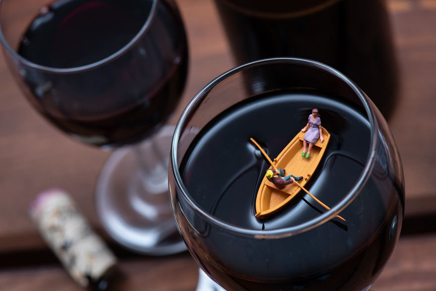 变着法子拍“罐头小人”：小小世界真奇妙