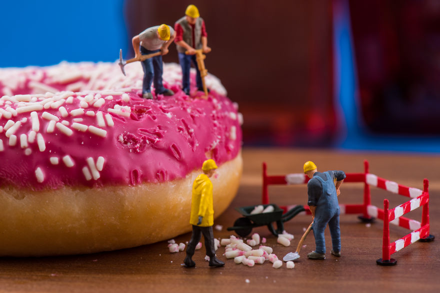 变着法子拍“罐头小人”：小小世界真奇妙