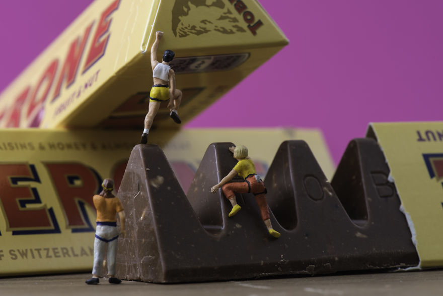 变着法子拍“罐头小人”：小小世界真奇妙