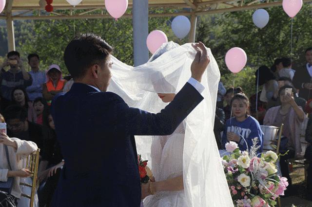 姹傚鐢熸棩娲惧甯冪疆,姹傚鍛婄櫧鐢熸棩娲惧甯冪疆