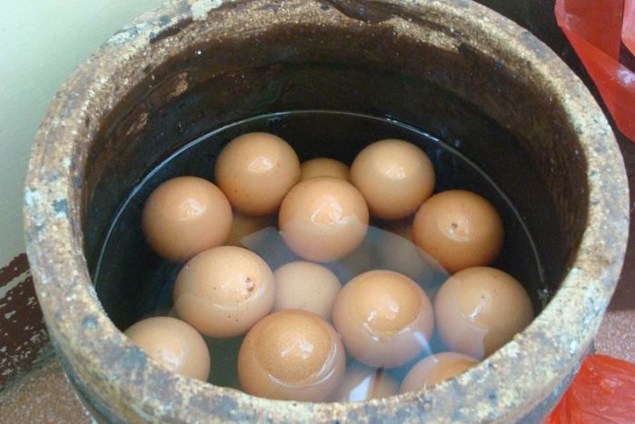 每天吃几个熟鸡蛋最好,如何挑鸡蛋什么样的鸡蛋吃了好